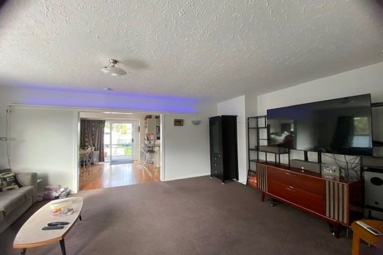 Photo of property in 10 Highsted Road, Bishopdale, Christchurch, 8053