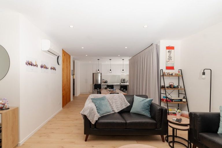 Photo of property in 23 Cessna Crescent, Mangere, Auckland, 2022