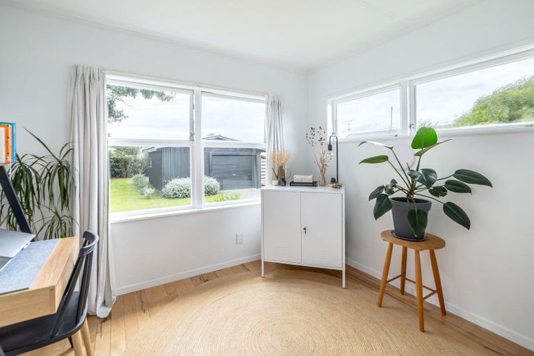 Photo of property in 53 Brandon Street, Featherston, 5710