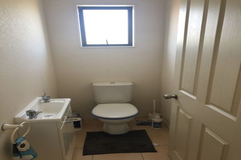 Photo of property in 10 Vintage Drive, Henderson, Auckland, 0612