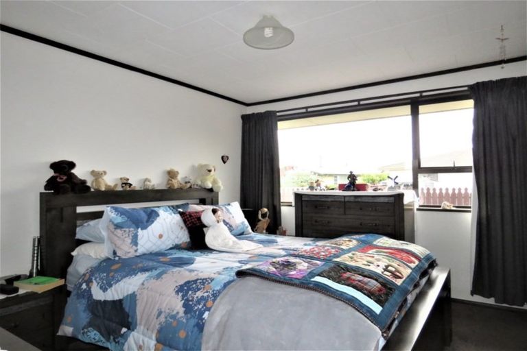 Photo of property in 75 Salisbury Crescent, Oamaru North, Oamaru, 9400