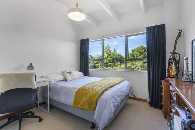 Photo of property in 38 Saxton Road, Upper Vogeltown, New Plymouth, 4371
