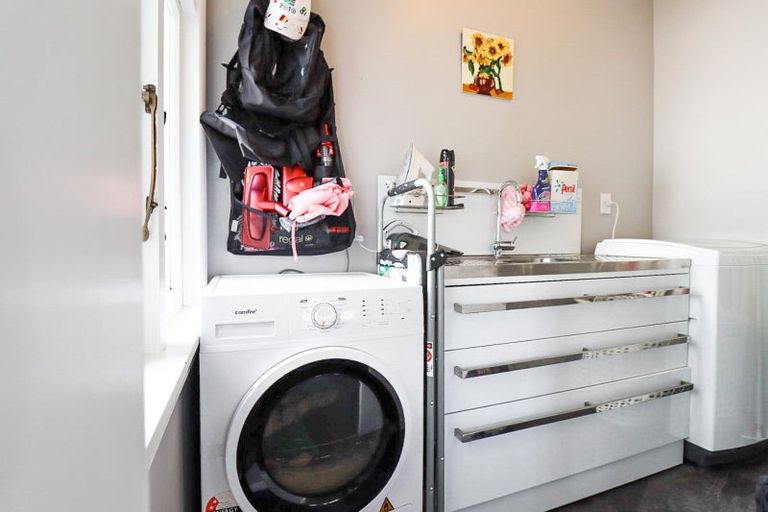 Photo of property in 14 Grant Street, Dannevirke, 4930