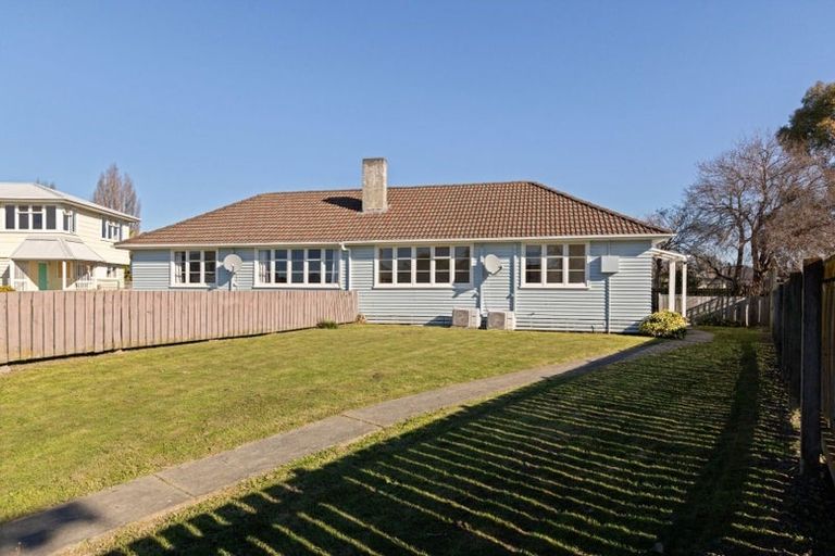 Photo of property in 4-6 Dix Crescent, Riversdale, Blenheim, 7201