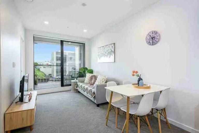 Photo of property in 202/19 Rawene Road, Birkenhead, Auckland, 0626
