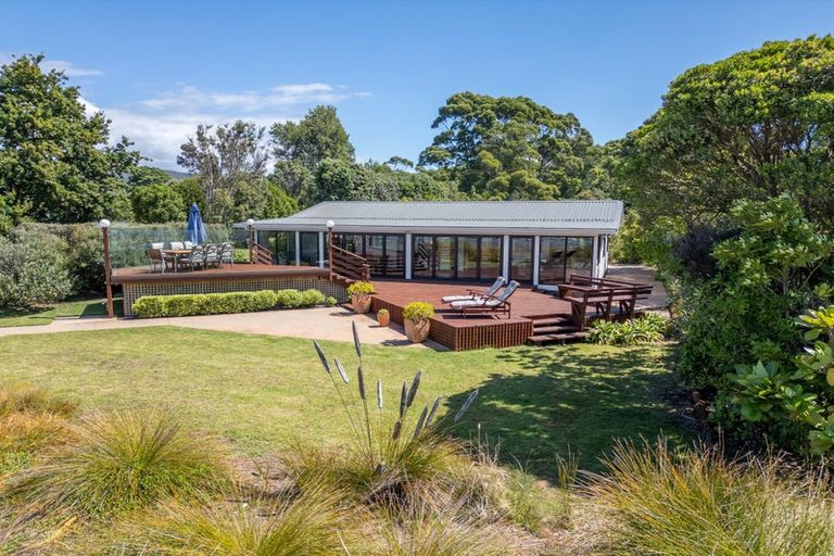 Photo of property in 52 Bishop Road, Parapara, Takaka, 7182