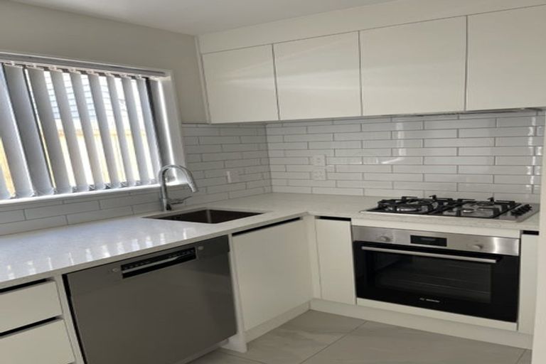 Photo of property in 20 Bei Road, Papakura, 2110