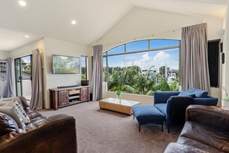 Photo of property in 1/14 Inga Road, Milford, Auckland, 0620