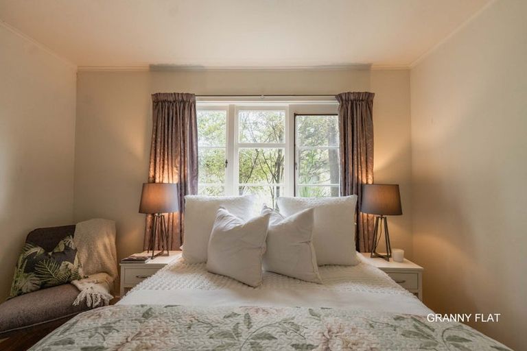 Photo of property in 137 Hinemoa Street, Birkenhead, Auckland, 0626