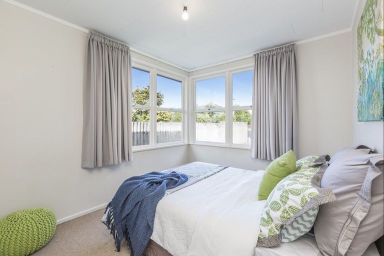 Photo of property in 29 Elizabeth Street, Orewa, 0931