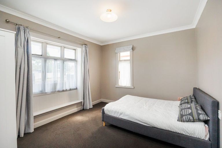 Photo of property in 201 Fitzherbert Avenue, West End, Palmerston North, 4410