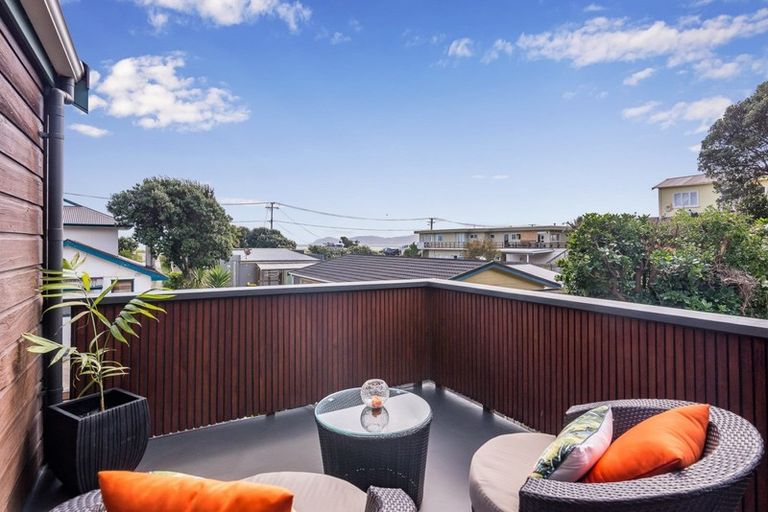 Photo of property in 37b The Esplanade, Raumati South, Paraparaumu, 5032