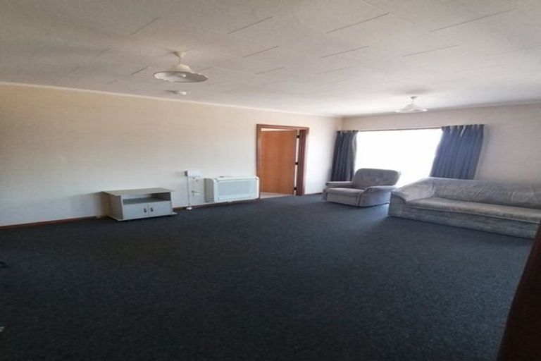 Photo of property in 63 Queen Street, Westport, 7825