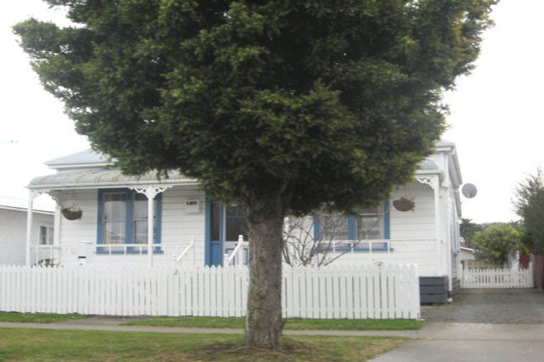 Photo of property in 2 Thistle Street, Napier South, Napier, 4110