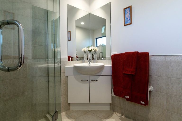 Photo of property in 46 Harbour Drive, Otumoetai, Tauranga, 3110