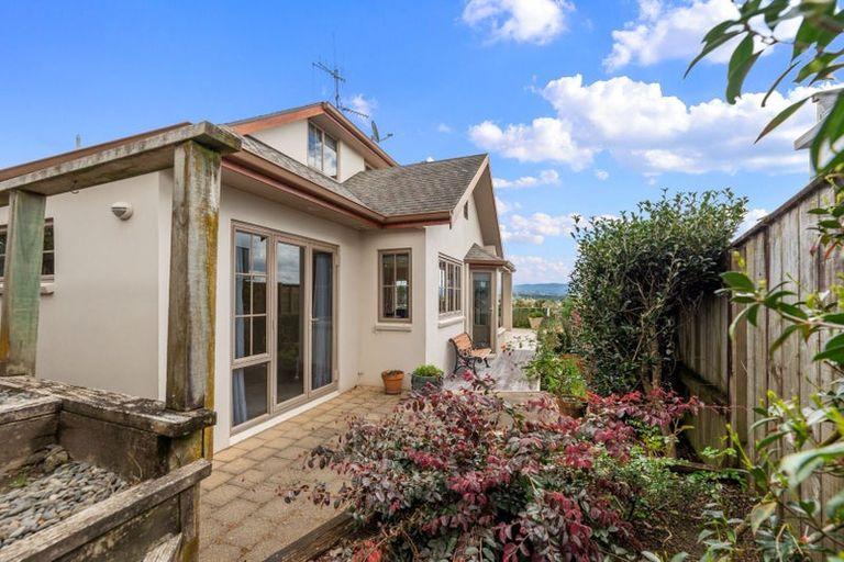 Photo of property in 12 La Colina Place, Bethlehem, Tauranga, 3110