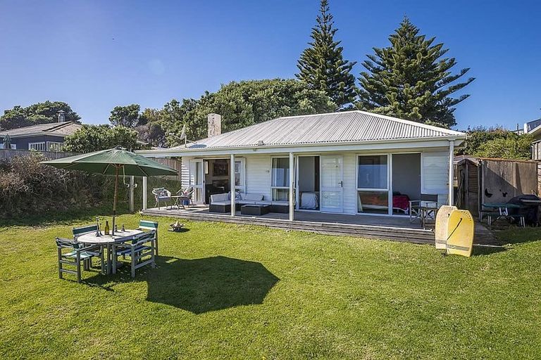 Photo of property in 237 Rosetta Road, Raumati Beach, Paraparaumu, 5032
