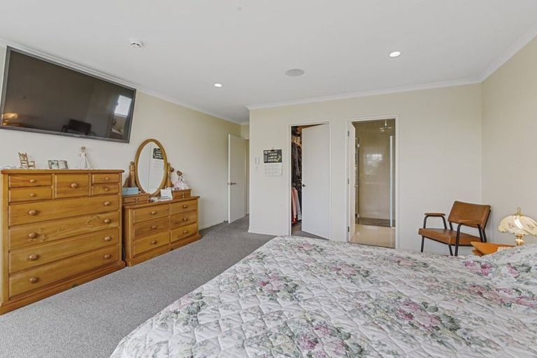 Photo of property in 55 Oakwood Drive, Rangiora, 7400