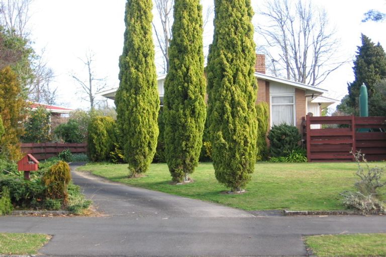 Photo of property in 4 Pulham Crescent, Queenwood, Hamilton, 3210