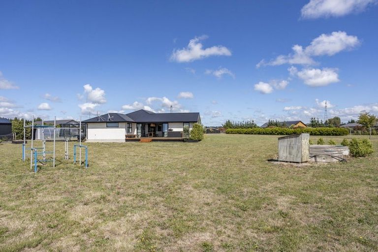 Photo of property in 14 Braeburn Crescent, Swannanoa, Kaiapoi, 7692
