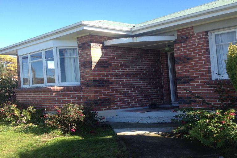 Photo of property in 42 Harris Street, Waimate, 7924