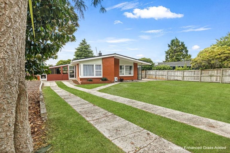 Photo of property in 104 Grand Vue Road, Kawaha Point, Rotorua, 3010