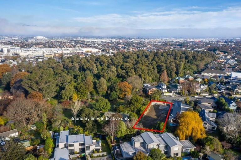 Photo of property in 20 Ngahere Street, Fendalton, Christchurch, 8041