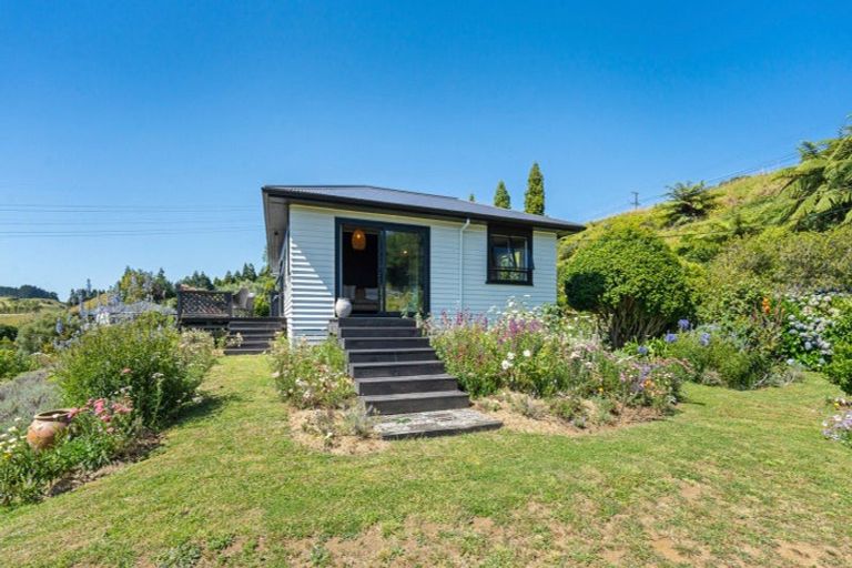Photo of property in 70 Saxton Road, Upper Vogeltown, New Plymouth, 4371