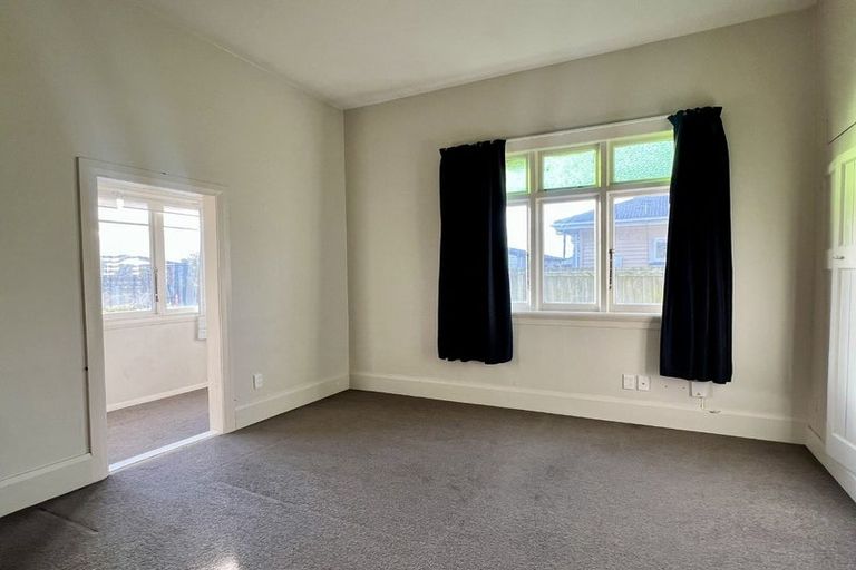 Photo of property in 30 Waimairi Road, Upper Riccarton, Christchurch, 8041