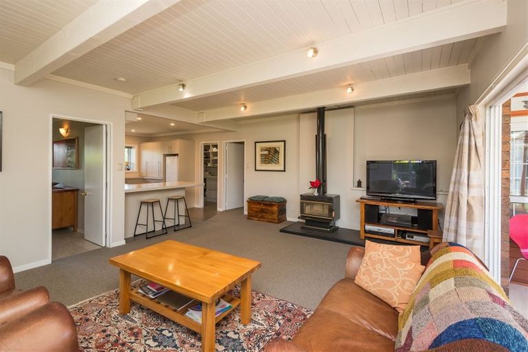 Photo of property in 39 Crofton Road, Harewood, Christchurch, 8051