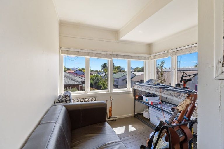 Photo of property in 72a Palmerston Street, Hamilton Central, Hamilton, 3204