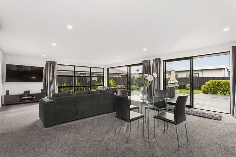 Photo of property in 21 Oaks Drive, Lincoln, 7608