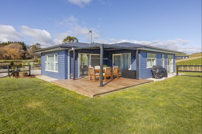 Photo of property in 102a Racecourse Road, Waiuku, 2123