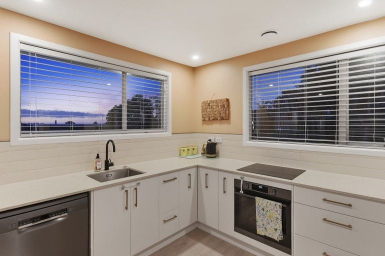 Photo of property in 27 Lancaster Street, Levin, 5510