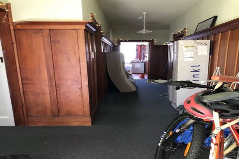 Photo of property in 106 Rattray Street, Riccarton, Christchurch, 8041