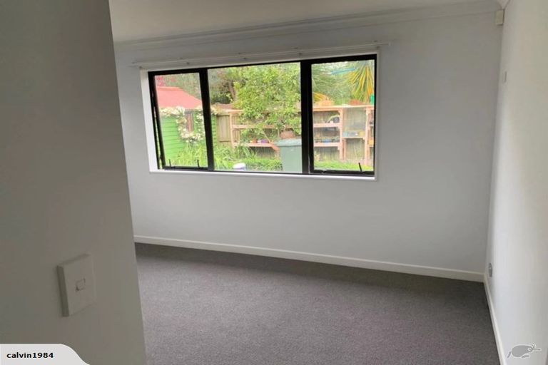 Photo of property in 127 Botany Road, Botany Downs, Auckland, 2010