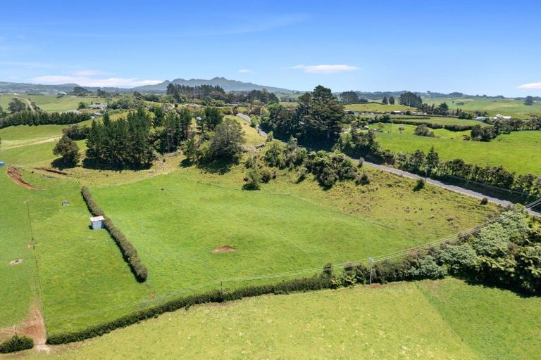 Photo of property in 783 Mangorei Road, Mangorei, New Plymouth, 4371