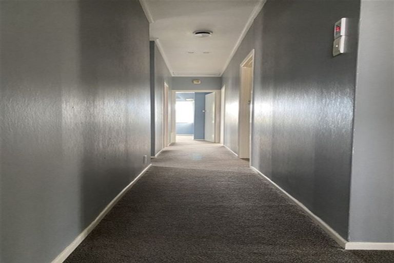 Photo of property in 32 Grove Road, Papakura, 2110