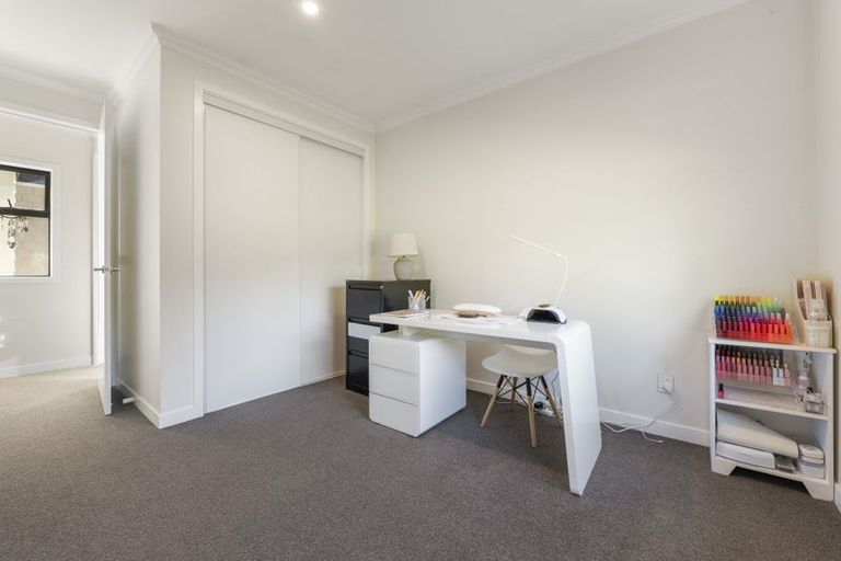 Photo of property in 4 Fern Lane, Whalers Gate, New Plymouth, 4310