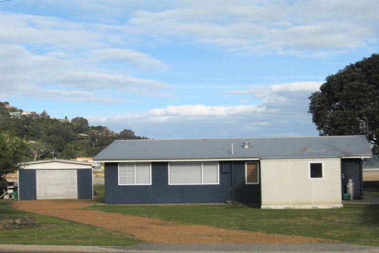 Photo of property in 75 Manaia Road, Tairua, 3508