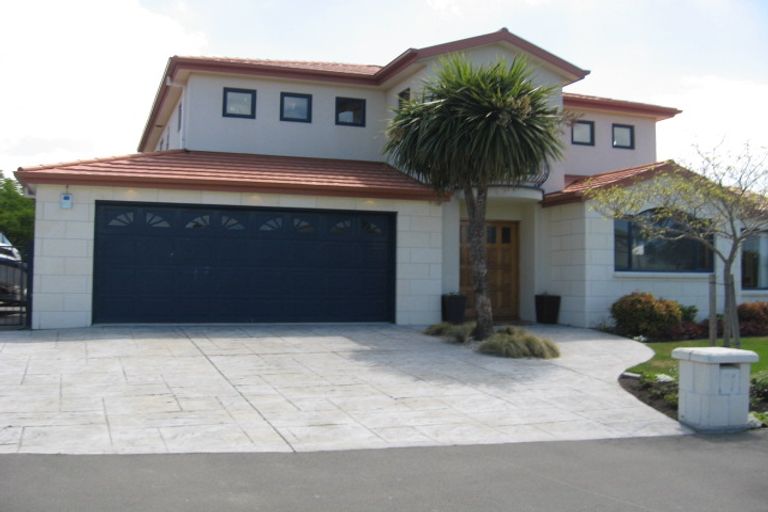 Photo of property in 7 Fairway Drive, Shirley, Christchurch, 8061