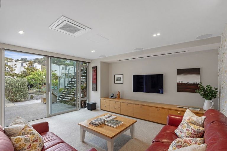 Photo of property in 2 Burgess Street, Sumner, Christchurch, 8081