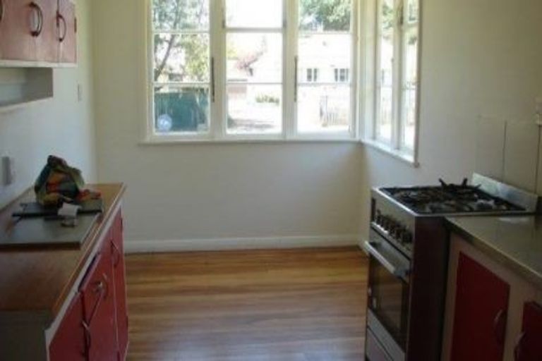 Photo of property in 39 Kenney Crescent, Fairfield, Hamilton, 3214