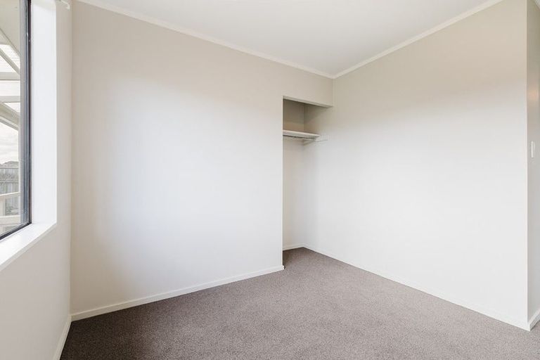 Photo of property in 42a Mcleavey Drive, Kelvin Grove, Palmerston North, 4414