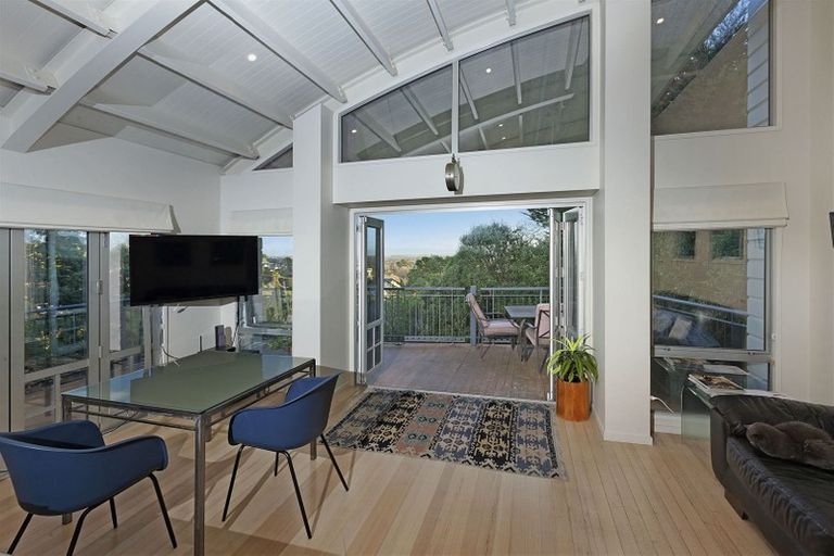 Photo of property in 1a Sherwood Lane, Cashmere, Christchurch, 8022