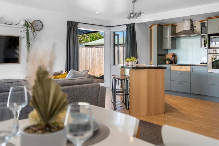 Photo of property in 6 Corilin Place, Mangakakahi, Rotorua, 3015