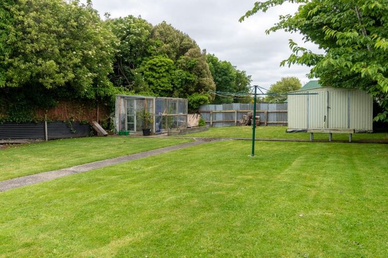 Photo of property in 9 Dyson Street, Strathern, Invercargill, 9812