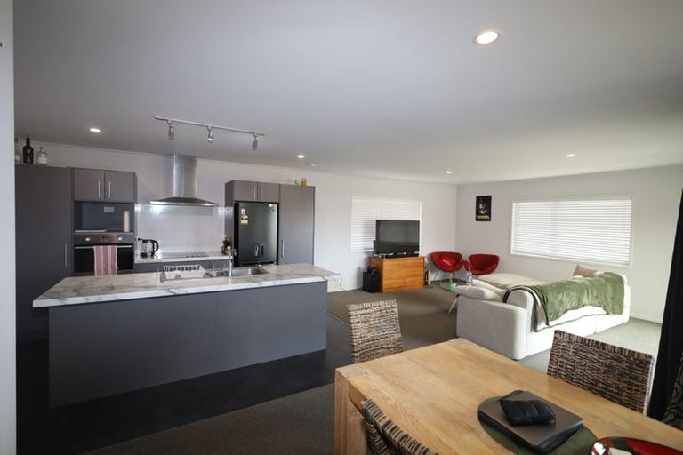 Photo of property in 32 Excelsa Place, Papamoa Beach, Papamoa, 3118