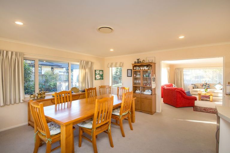 Photo of property in 158 Ruapehu Drive, Fitzherbert, Palmerston North, 4410
