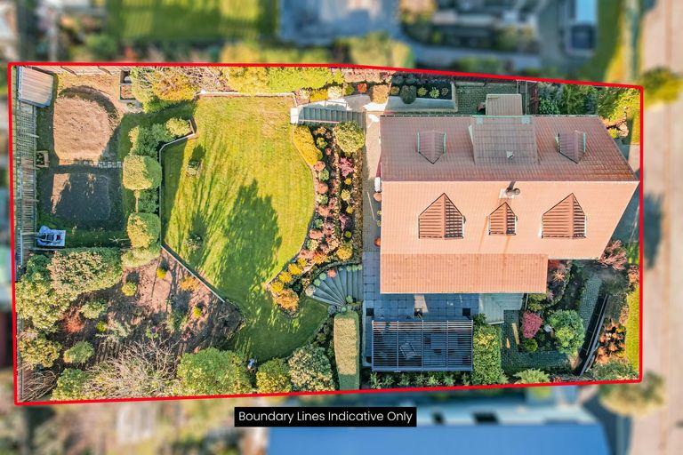 Photo of property in 15 Leven Street, South Hill, Oamaru, 9400